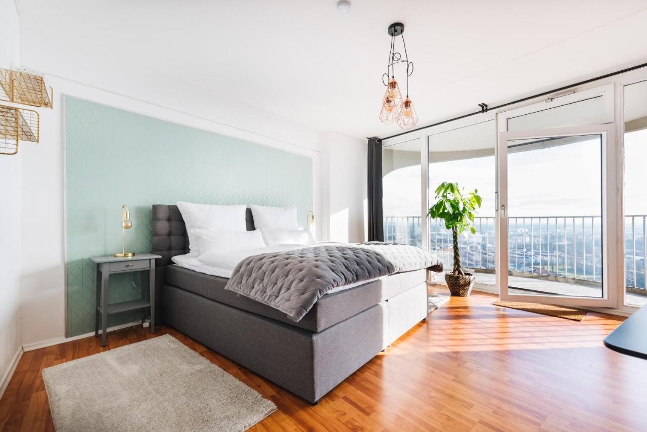 Great City View I 26 Floor I Netflix And Boxspringbed Augsburg Exteriör bild