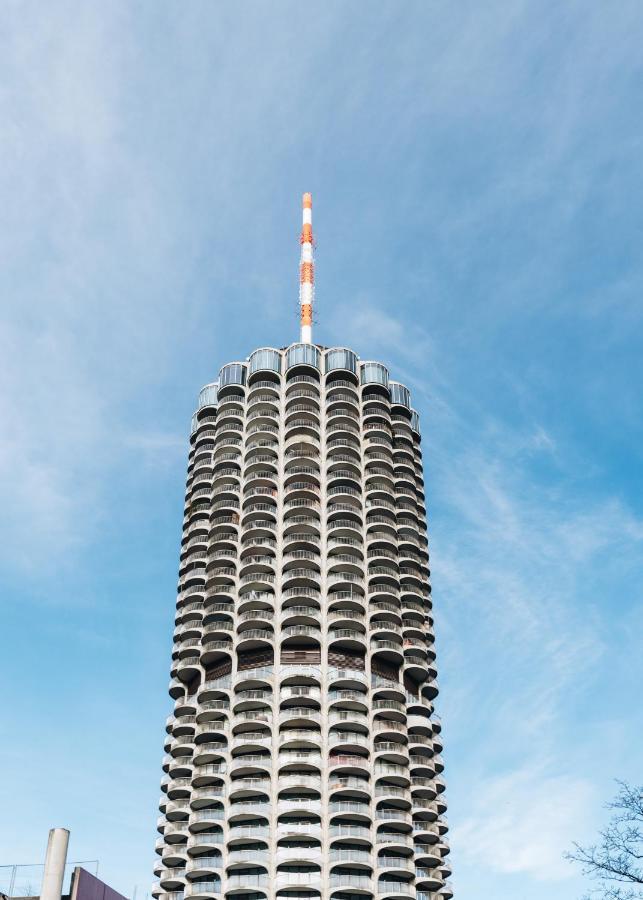 Great City View I 26 Floor I Netflix And Boxspringbed Augsburg Exteriör bild